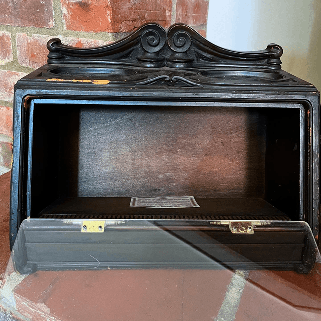 A Tobacconist Cigar Retail Display Cabinet By Roger Alpine, Dublin