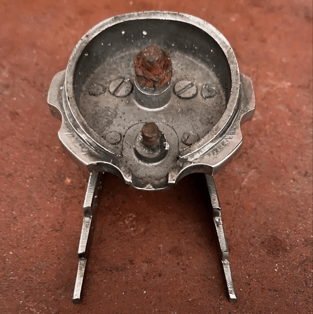 1960’s Wolseley Chrome Plated Car Mascot Radiator Cap SU882 