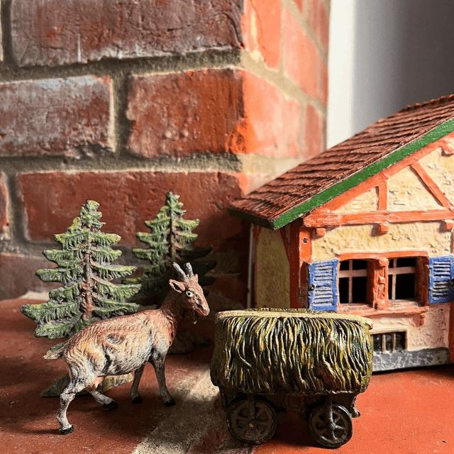 Early 20th Century Elastolin Toy Set by German Toy Manufacturer O&M Hausser 