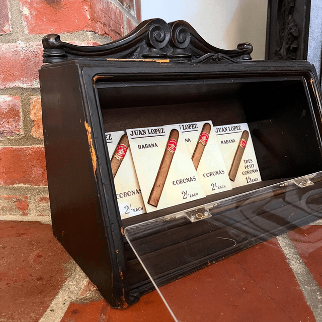 A Tobacconist Cigar Retail Display Cabinet By Roger Alpine, Dublin