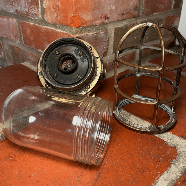 Oceanic Ships Bulkhead Lamp Fixture With Junction Box, Globe And Guard