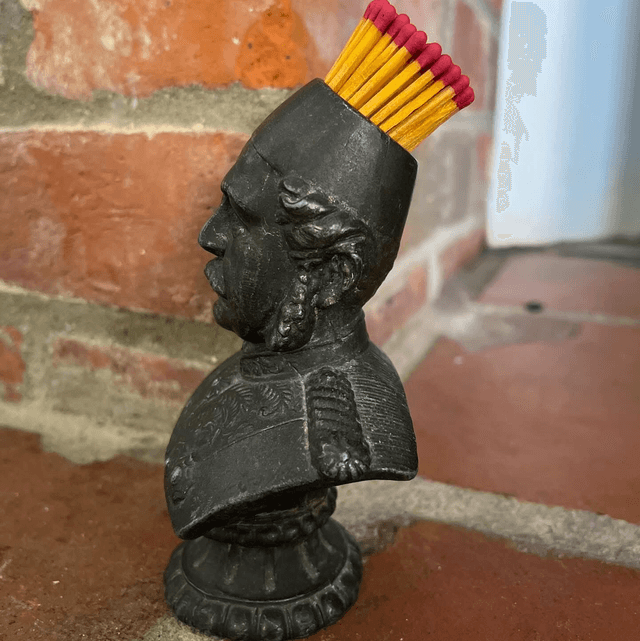 19th Century General Gordon Crimean War Military Bust Match Striker/ Holder 