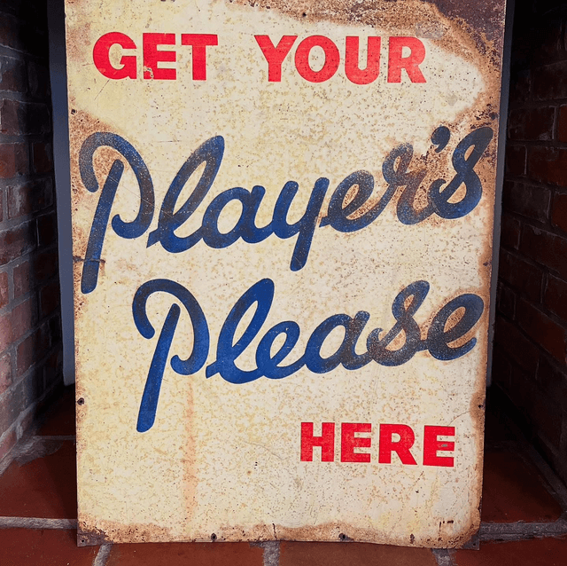 Large “Get Your Players Please Here” Sign