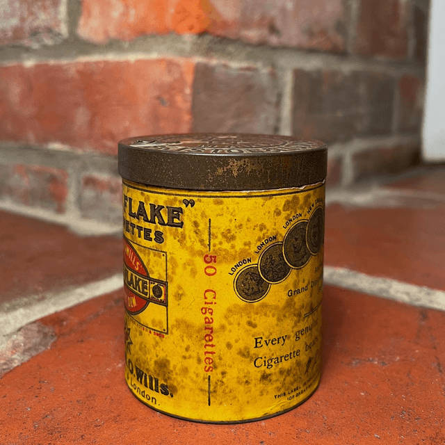 A 20th Century WILLS’s Gold Flake Cigarettes Paper Label Tin