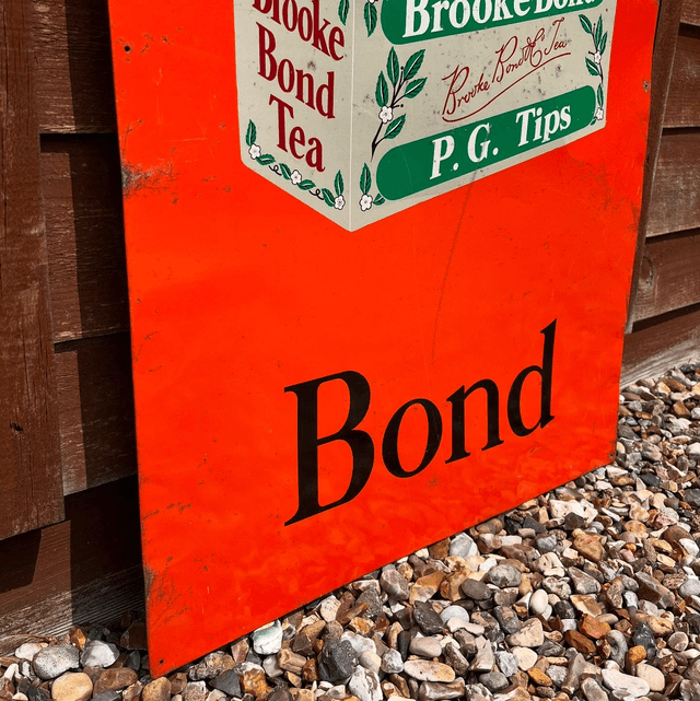1930’s/ 40’s Brooke Bond Tea P. G. Tips Pictorial Advertising Sign 