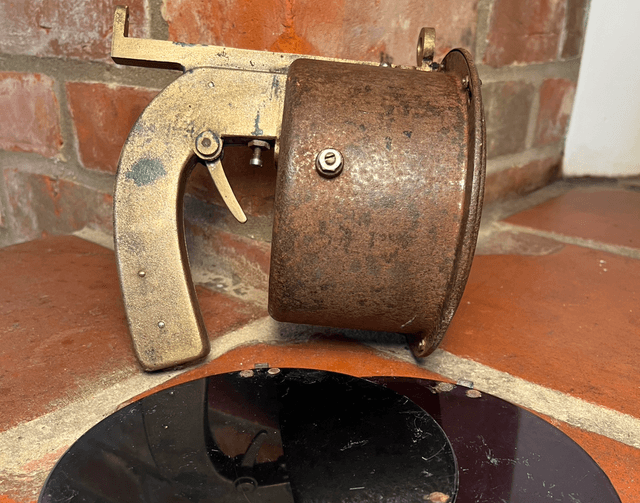 Railway/ Maritime Hand Signalling Lamp With Lenses