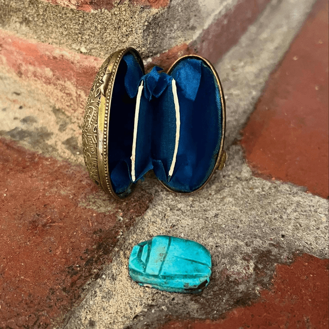 A 19th Century Victorian Egyptian Revival Coin Purse of Egg Form